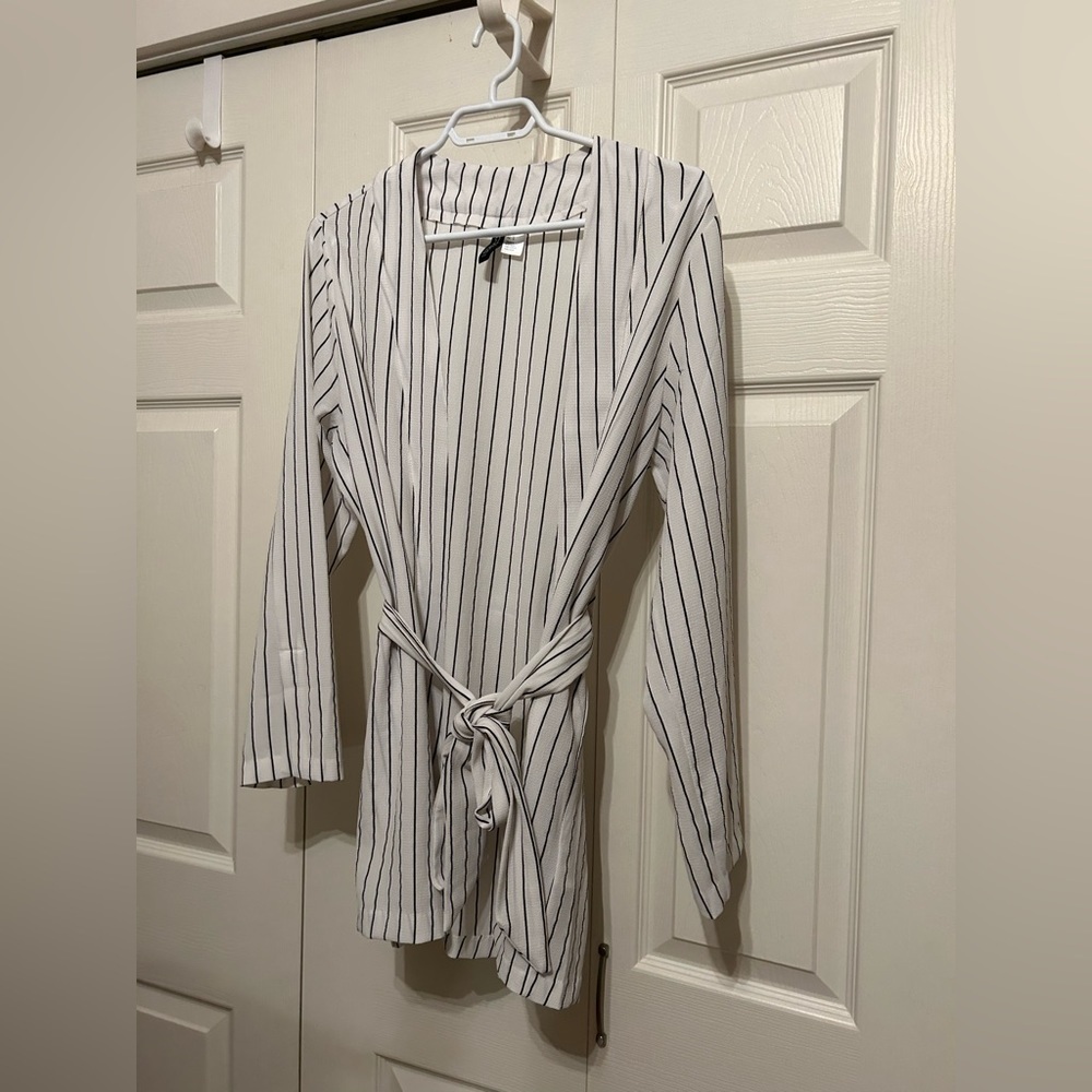 H&M Striped Kimono - Picture 12 of 12
